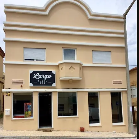 House アパート *